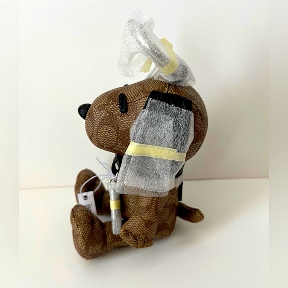 New Coach X Peanuts Snoopy Collectible Bag Charms - Picture 5 of 5